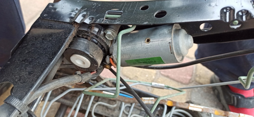 Mercedes w 124 124 124e купе кабріолет  двигун сидіння електричний моторчик Недорого