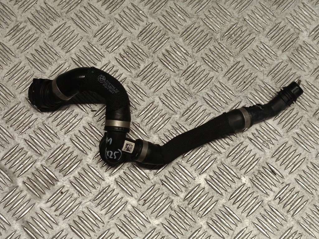 фото №1, Bmw f70 x1 u11 x2 u10 шланг wąż труба wody 9896554