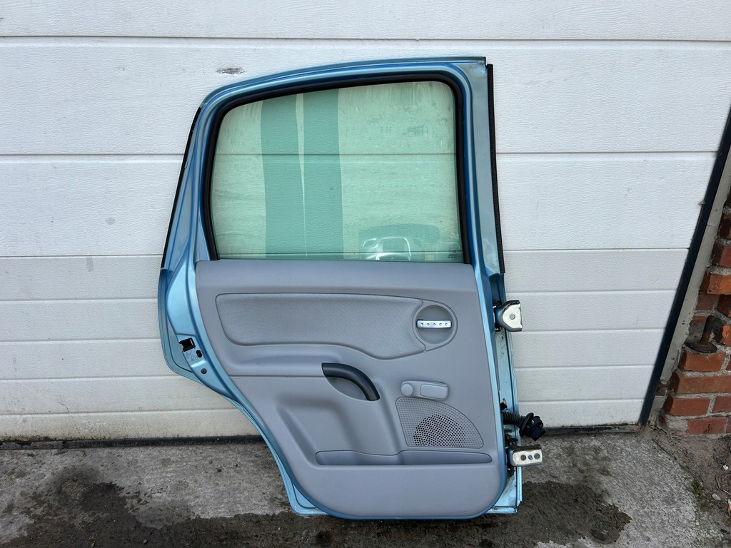фото №3, Citroen c3 i дверь задние левая kmyb