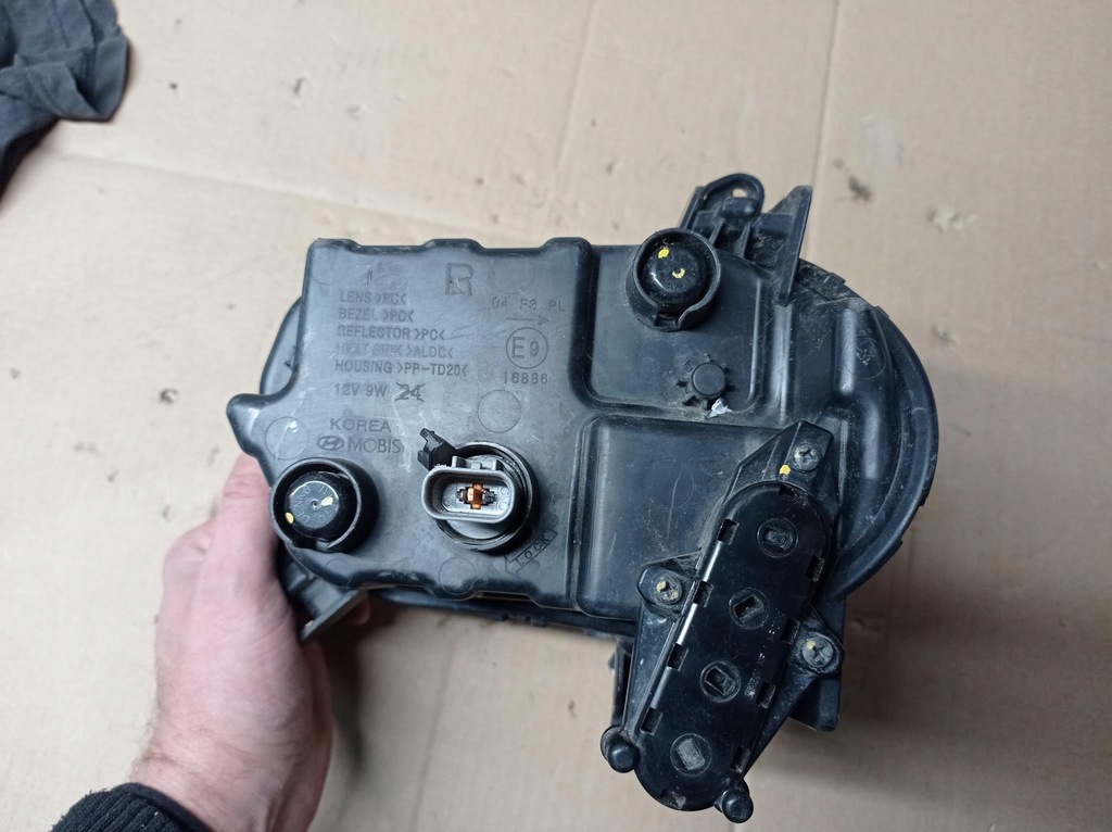 фото №8, Противотуманная фара hyundia santa fe iv правый 2018-