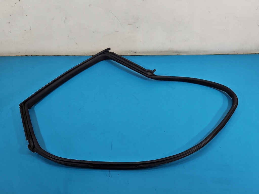 Купити Прокладка двері задній права maserati quattroporte vi 13-