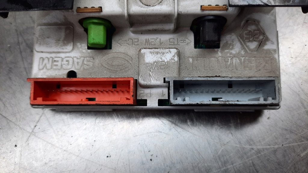 фото №3, Дисплей p8200028364a renault scenic i