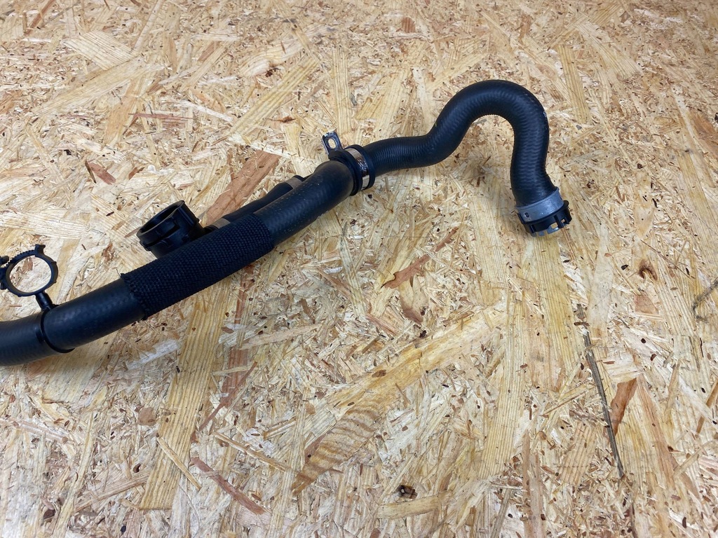 фото №8, Wąż труба шланг wody mercedes w177 w247 w118 h247 a2435004700