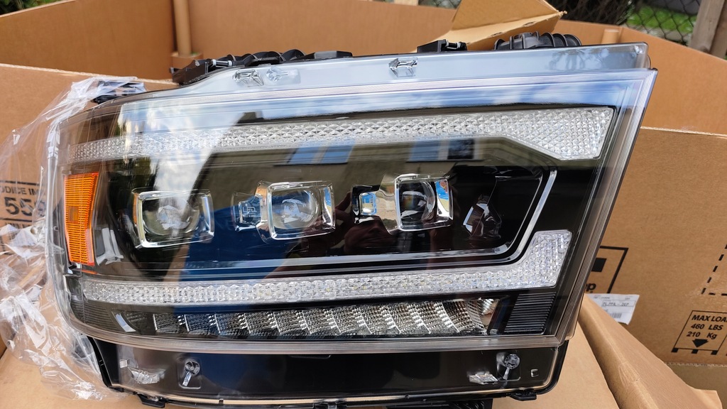 фото №2, Лампа фара dodge ram