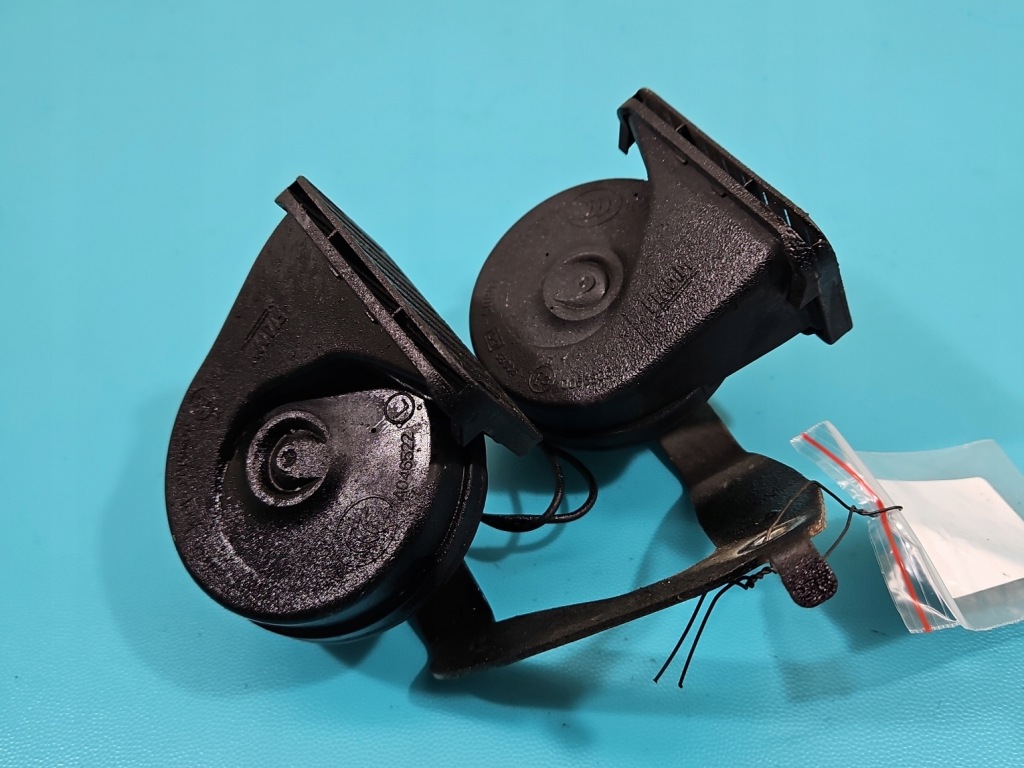 Купити Сигнал сигнал opel astra iv j