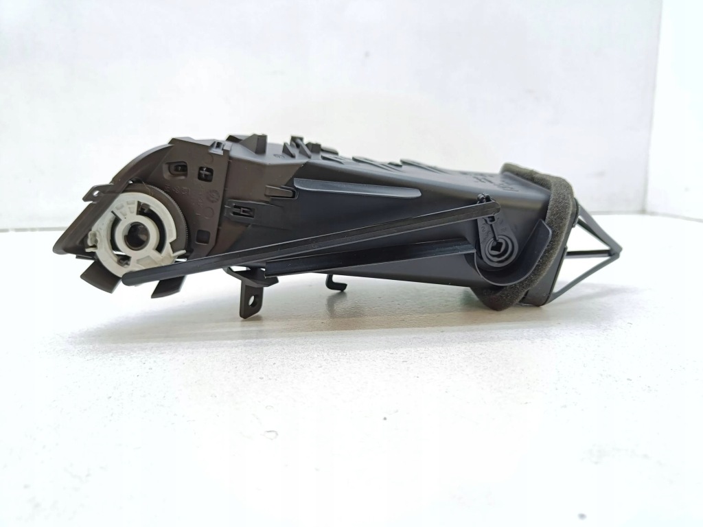 фото №7, Opel zafira c 2012 бічна решітка обдув панелі приладової панелі