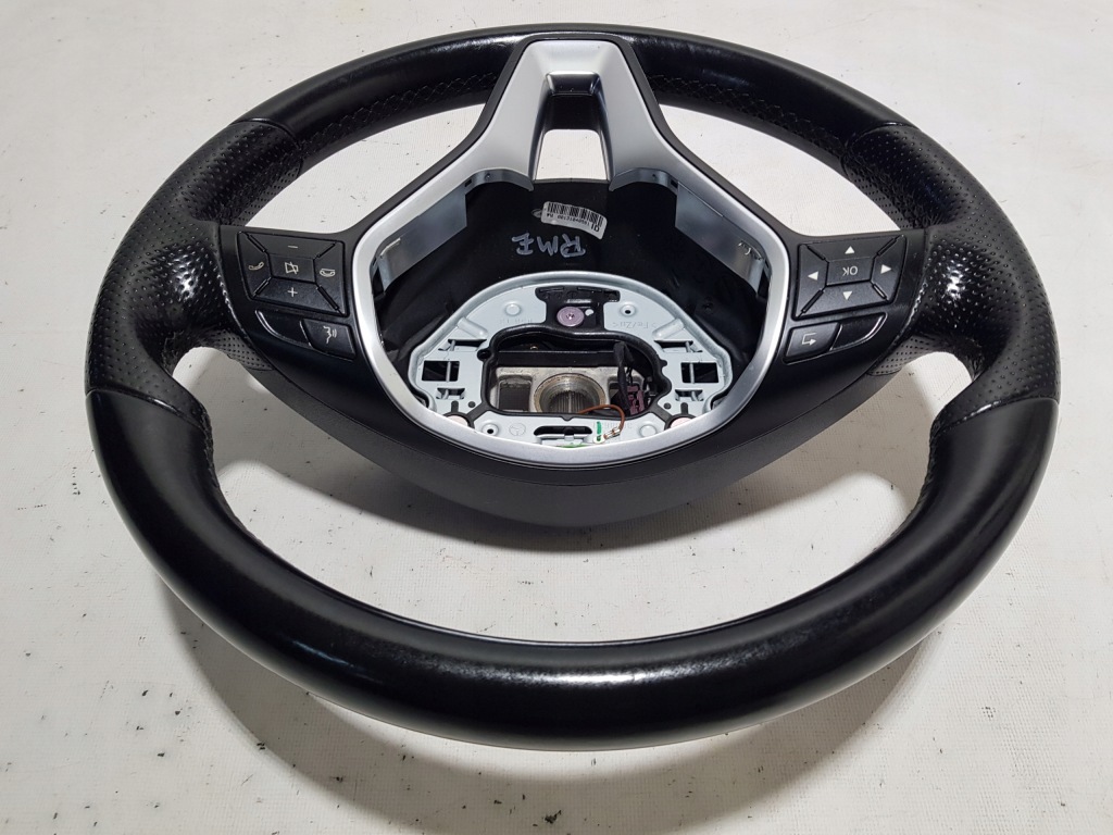 Руль amg mercedes slk r172 w212 cls w218 w204 рестайлинг Оригинал