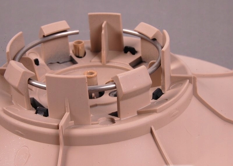 фото №6, Липучка rozprzestrzenialny vag audi a4 s4 quattro b6 b7 2001 2008 оригинальный