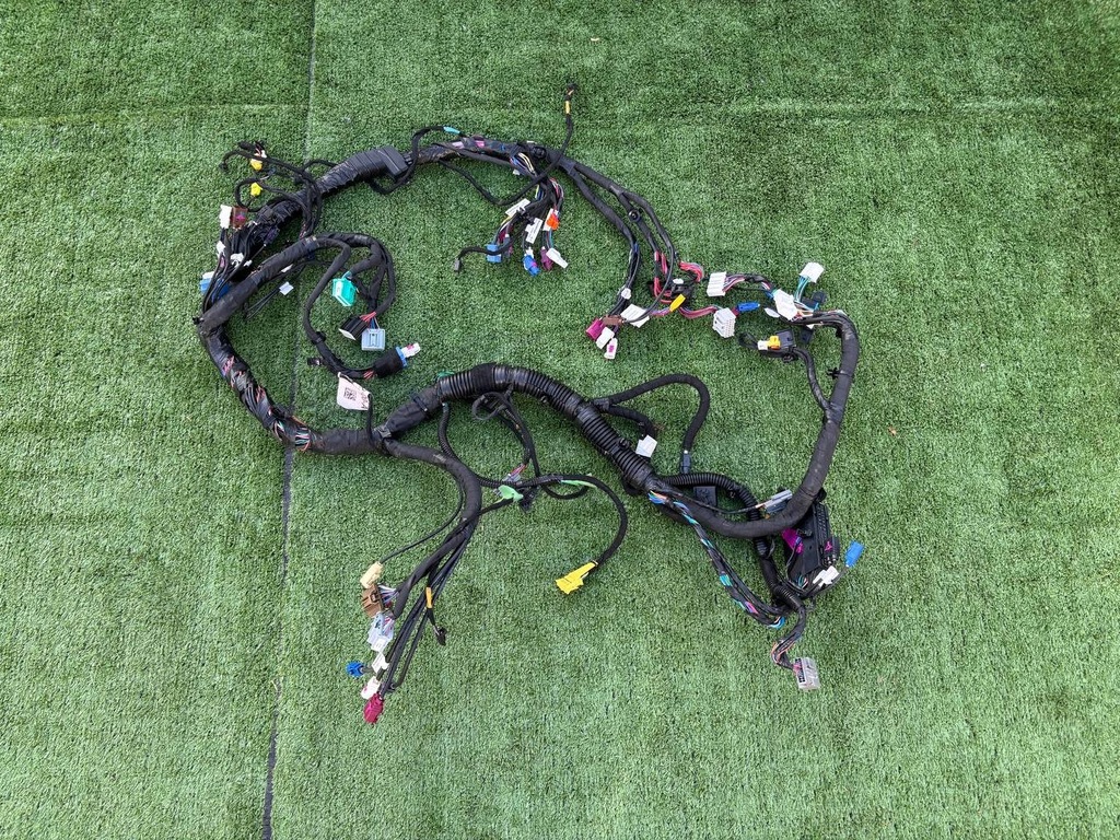 фото №1, Электропроводка tesla model s