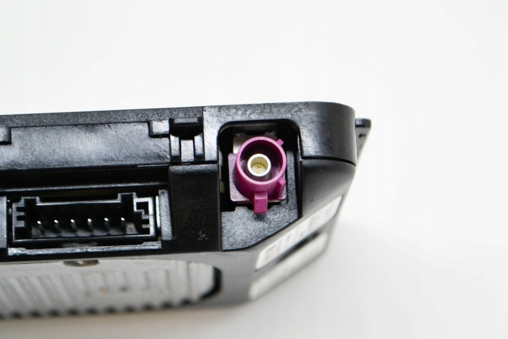 фото №7, Volkswagen id.3 e11 pro бездротова станція заряджання смартфонів 5na980611