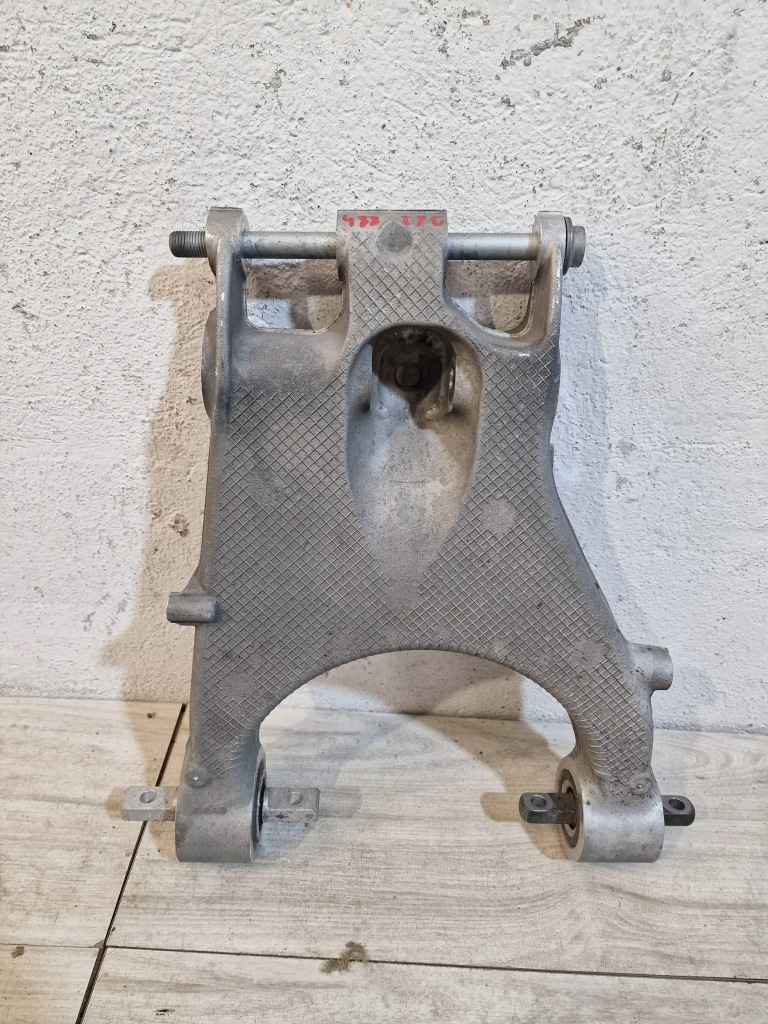 фото №1, Важіль задня лівий ferrari 458 italia 488 812