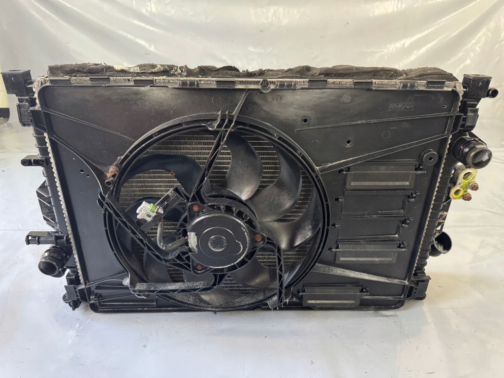 Радиатор воды кондиционера интеркулер вентилятор ford mondeo mk4 2.0tdci Оригинал