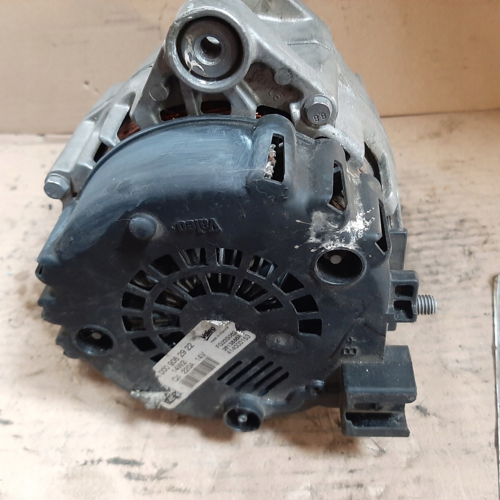 Mercedes e w212 генератор a0009062922 с Разборки