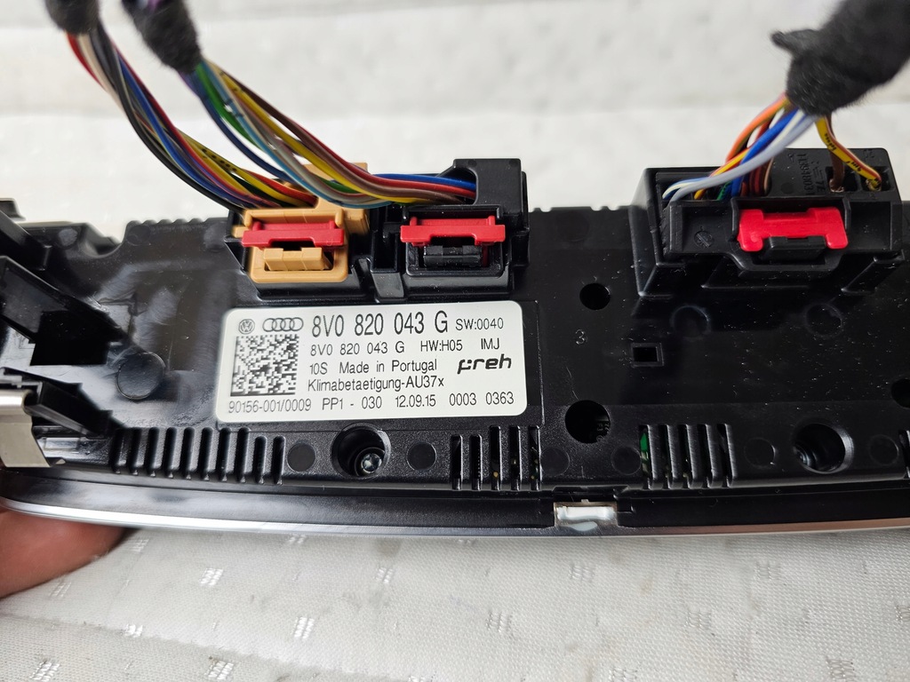фото №6, Переключатель панель кондиционера обдув audi a3 s3 8v 8v0820043g