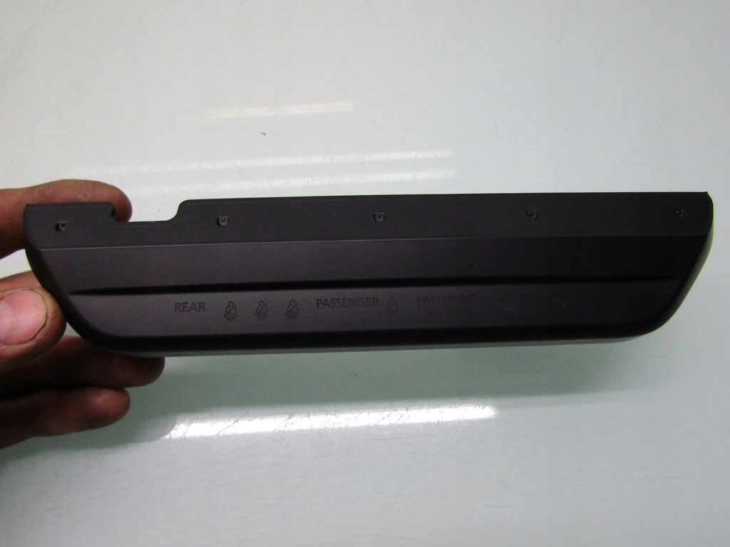 фото №1, Mazda 3 bp iv 21r дисплей замки ремней панель