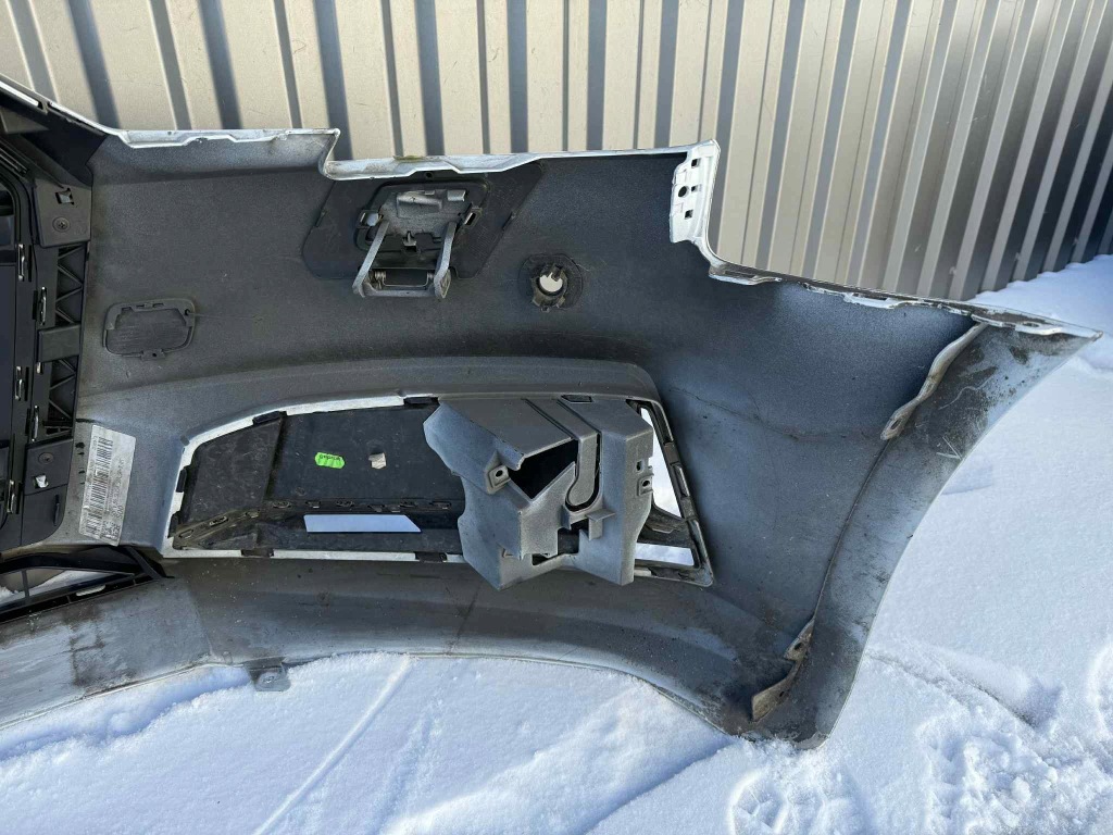 Audi a4 b9 s line бампер перед передний sprysk. pdc 15-19 цвет: ls9r с Разборки