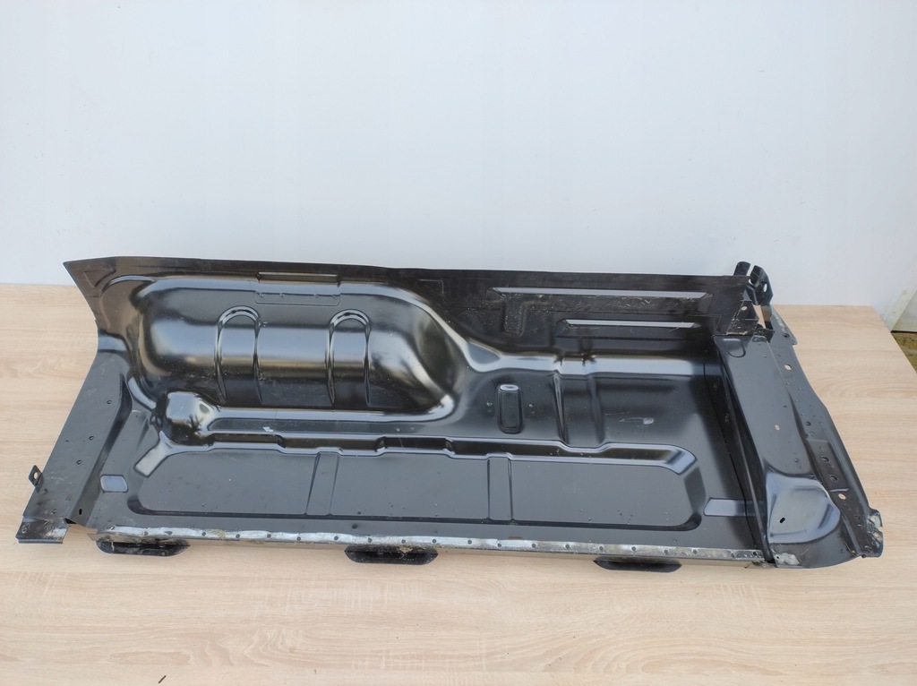 фото №8, Ford ranger 13-21 rok ліва чверть обшивка задня