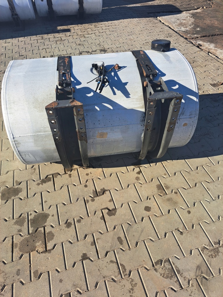 фото №4, Бак пального renault dxi volvo fh fm 125x70x70