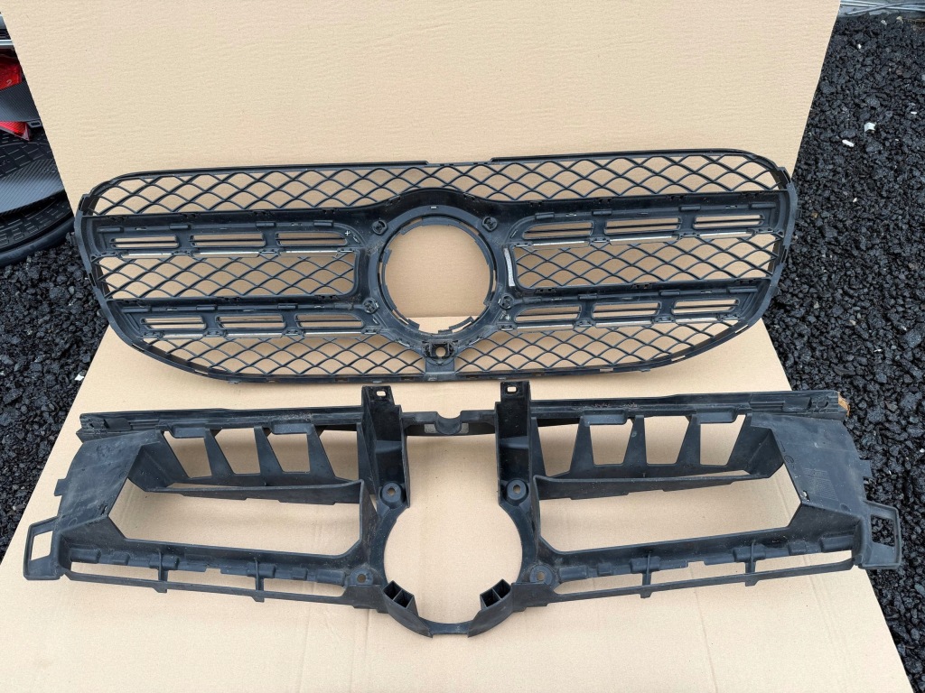 Купить Решётка радиатора решётка радиатора mercedes gls x167 amg оригинал idealna