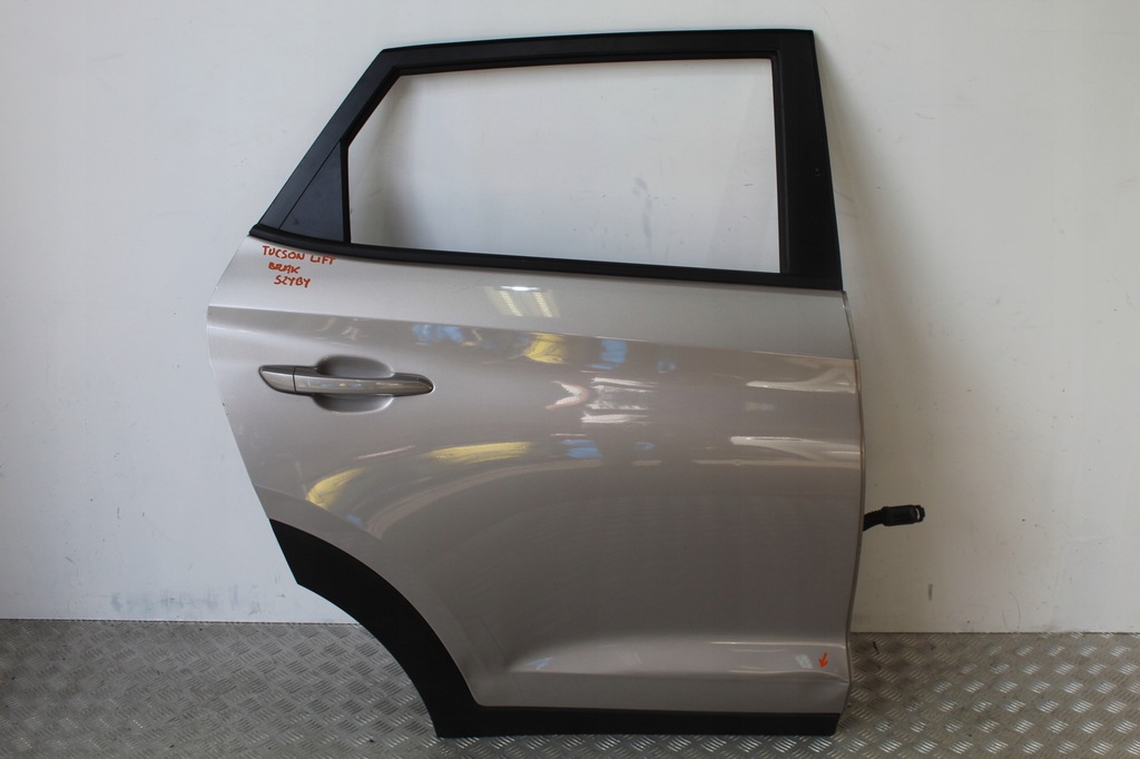 фото №1, Двері правий задня tucson ii 2 lift відсутній скло