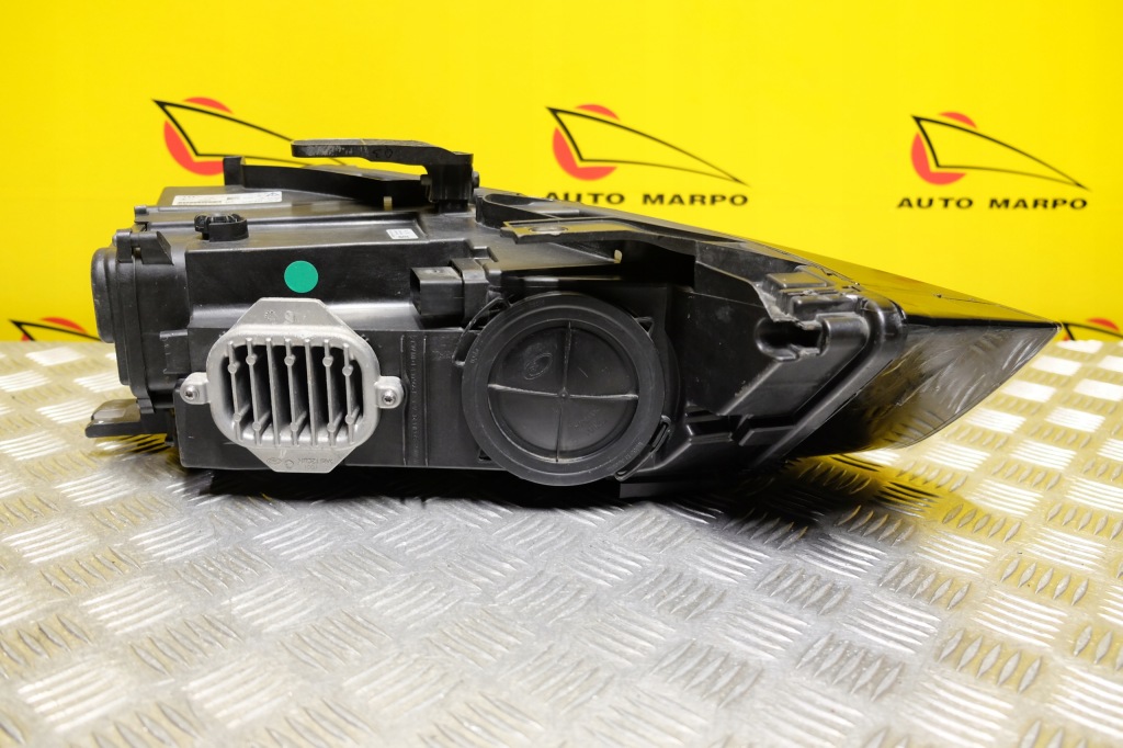 Audi q3 2016-2018 фара фара ксенон з led ліва америка Доставка