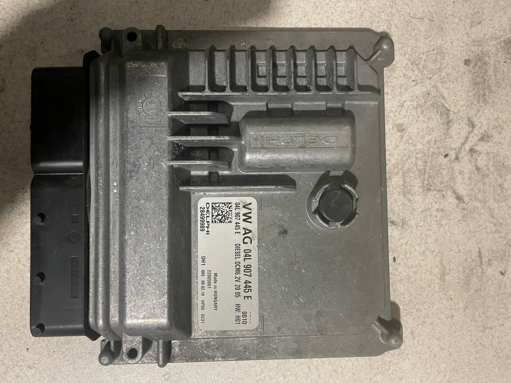 фото №1, Бортовий комп'ютер двигуна volkswagen оригінальний номер 04l907445e