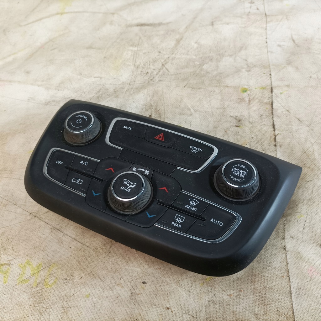 фото №1, Jeep compass 17-панель кондиционера usa p5va68dx9ad