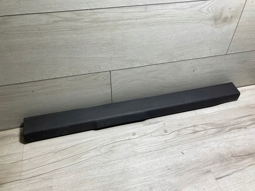 Накладка молдинг поріг двері ford fiesta mk7 в Україні