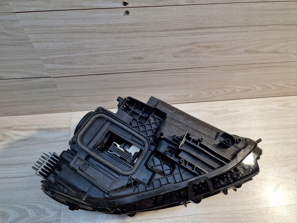 Mercedes eqb eqa w243 a243 led лампа передня ліва Доставка