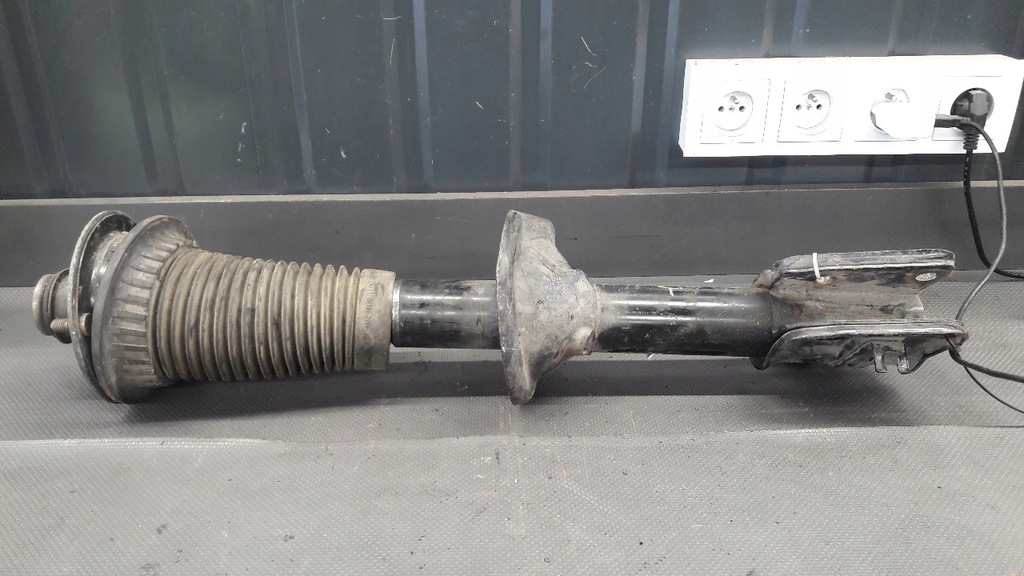 фото №1, 22190234 амортизатор задня land rover freelander