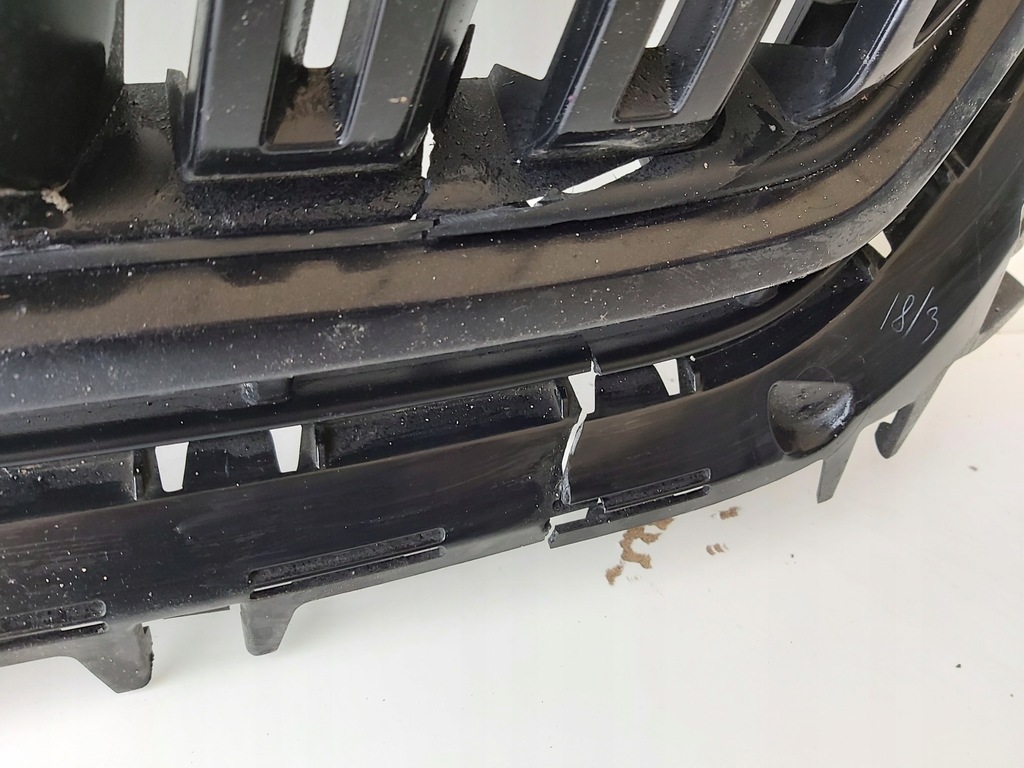 фото №7, Skoda оригинальный номер 565853653a решётка радиатора