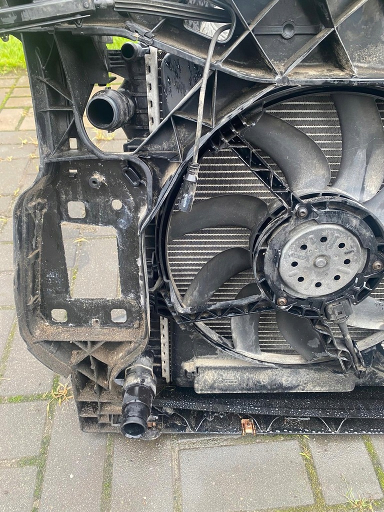 фото №9, Audi a4 b8 2.0 tdi kombi комплект радиатор вентиляторов 8k0260403af