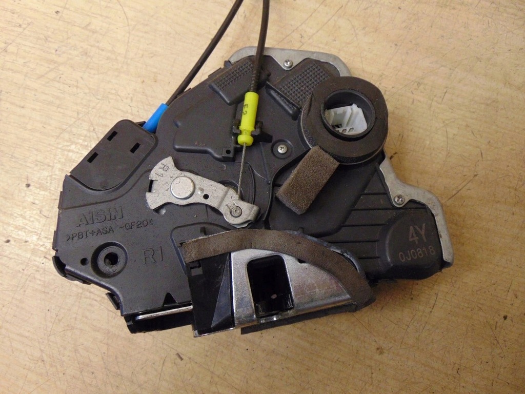 фото №6, Замок правий перед suzuki kizashi 10 pinów europa