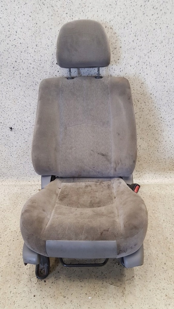 фото №1, Сидіння перед правий пасажира mazda tribute