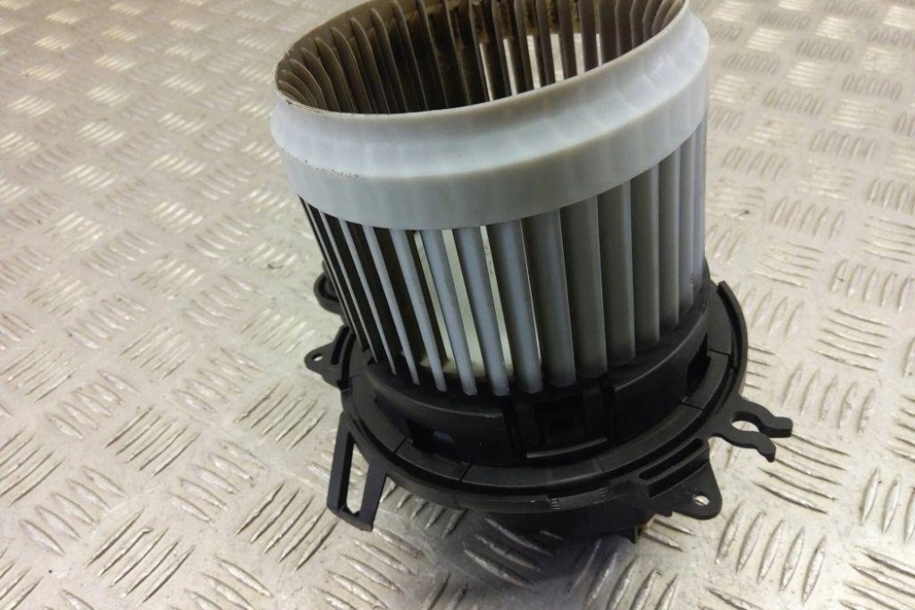 фото №11, Отопитель renault captur j5_ 5r5833500 0.9l бензиновый 2014