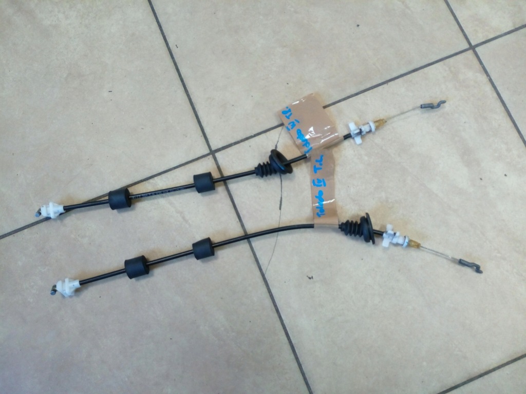 фото №1, Трос двері skoda rapid seat toledo iv oryg.