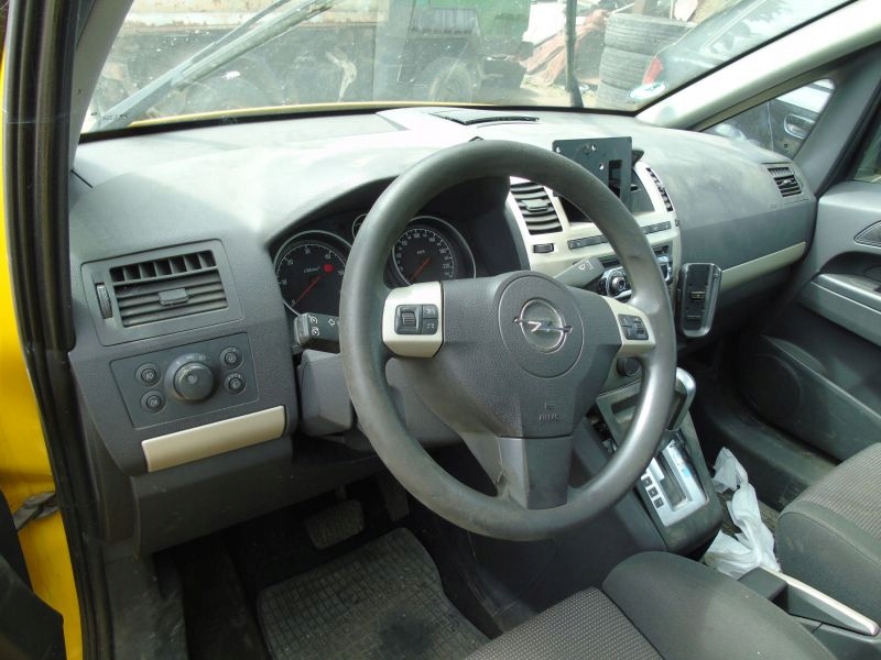фото №9, Opel zafira b lift приборная панель air bag приборная панель подушки безопасности