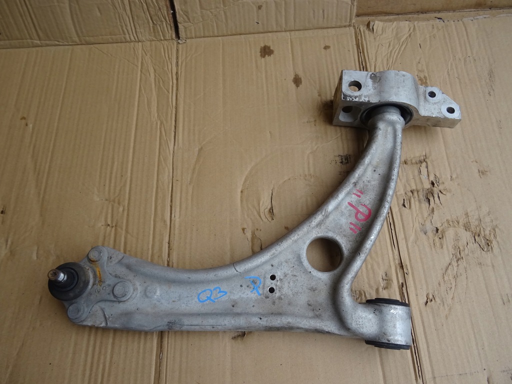 фото №1, Audi q3 важіль правий