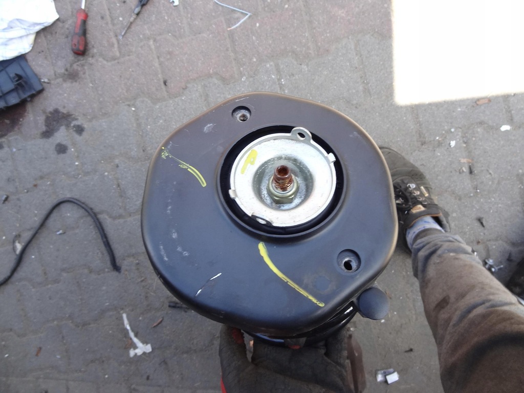 фото №4, Mcperson амортизатор пружина правый перед renault scenic i rx4