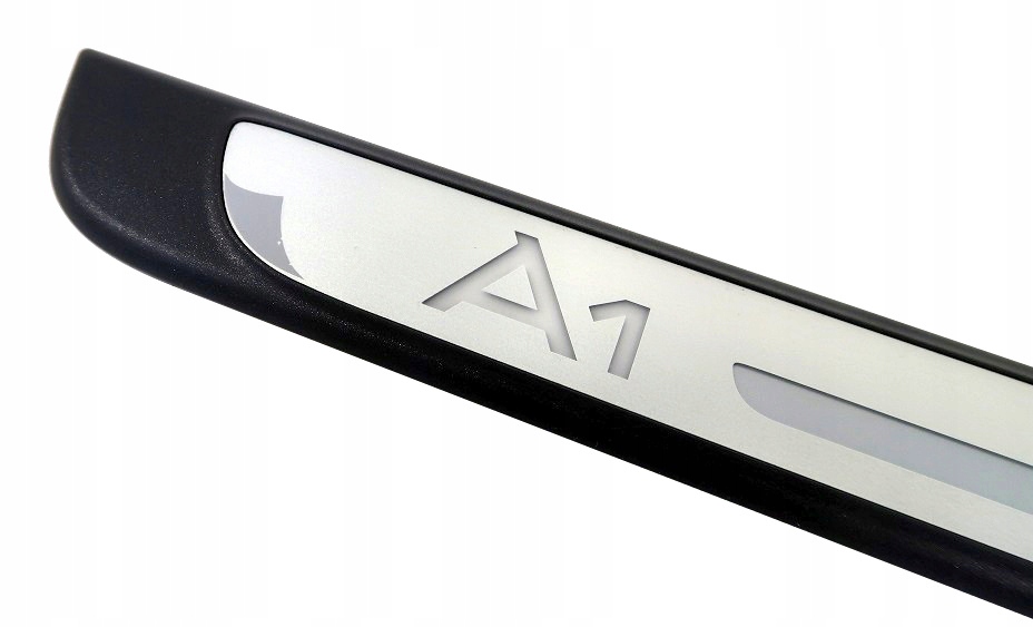 фото №4, Молдинг порог подсвеченная logo audi a1