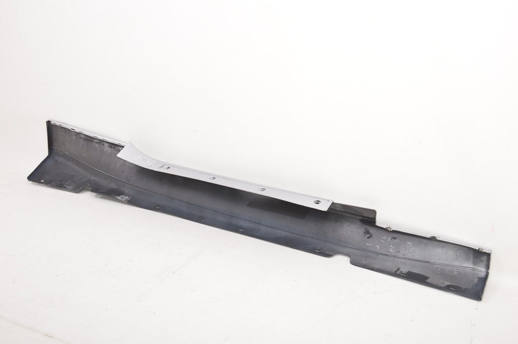 фото №15, Maserati granturismo молдинг порог левая