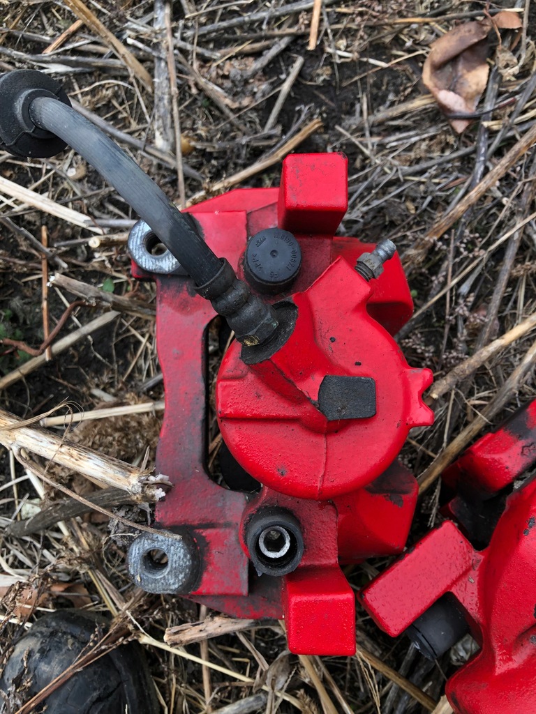 фото №2, Суппорт перед левый правый renault clio iv rs