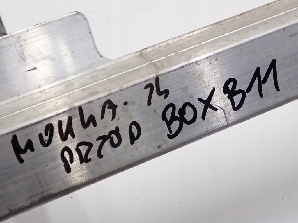 Балка перед под бампер усилитель 9834979580 opel mokka 2 b в Украине