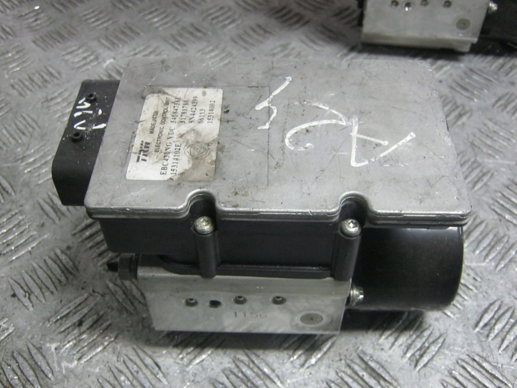 фото №1, Насос abs 51781780 alfa romeo 159