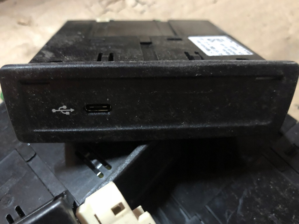 фото №8, Mercedes w167 модуль мультимедійний usb-c 1678201402