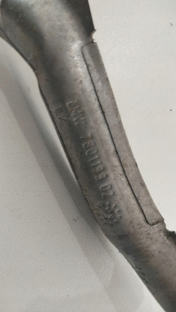 фото №6, Другая часть отсек двигателя перед bmw 3 e90 e91 7801199