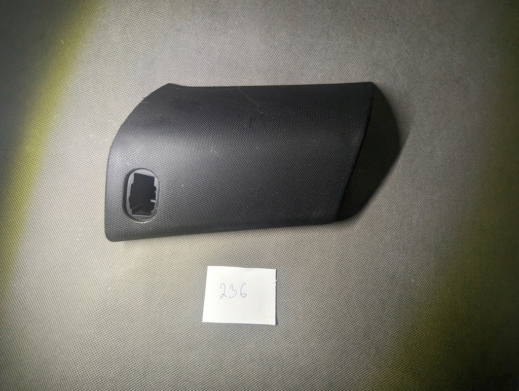 фото №1, Пластик захист стійка правий задня mini clubman f54 7349252 236