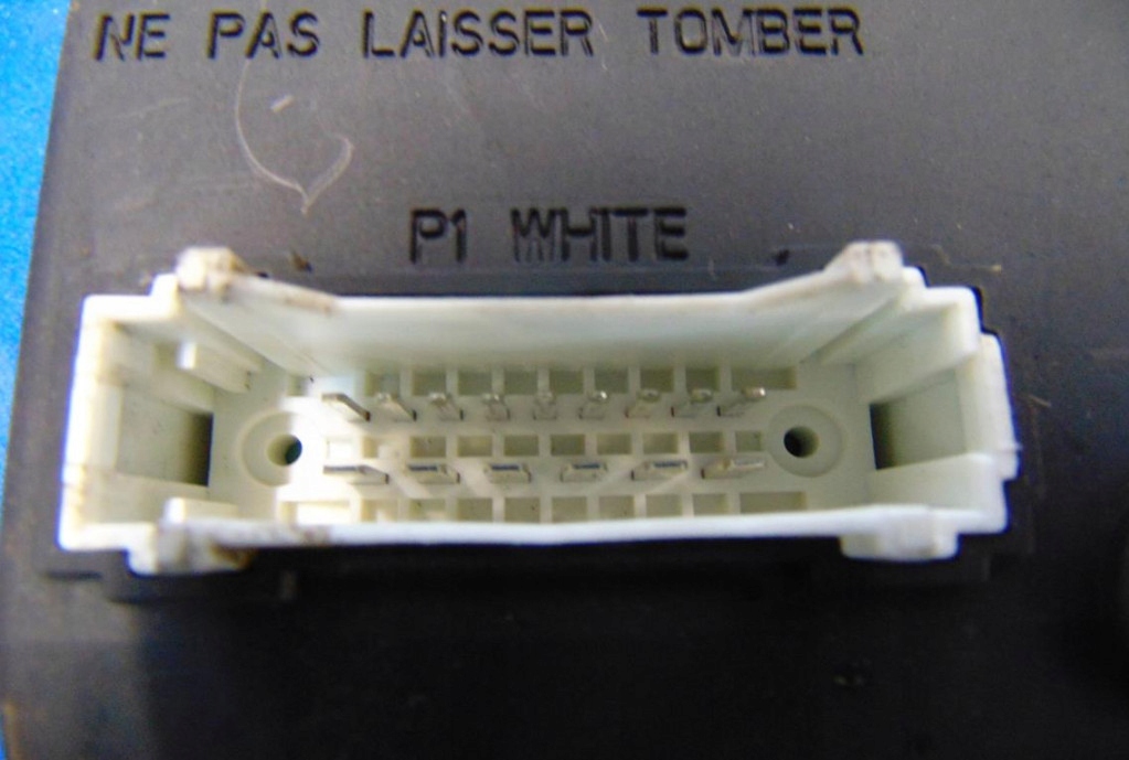 фото №4, Dacia logan 1.4mpi модуль bsi 8200296328a