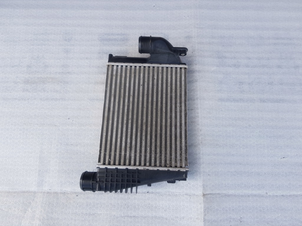 Купить Интеркулер citroen peugeot p9806562180