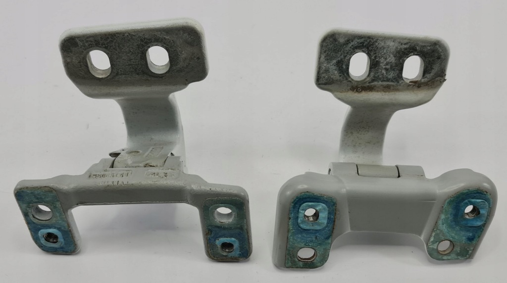 фото №3, Петли крышки mercedes w204 kombi пара